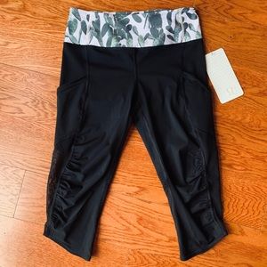 🌵 Lululemon Sea-Me Run Crop NWT 🌵